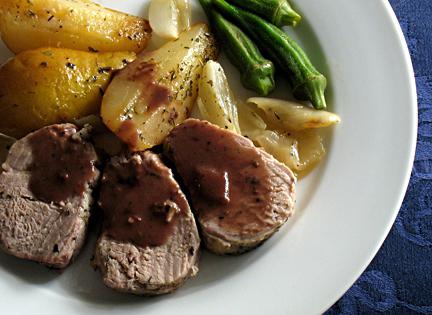 meat baked with pears