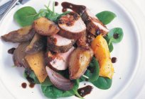 Meat baked with pears: step-by-step recipe