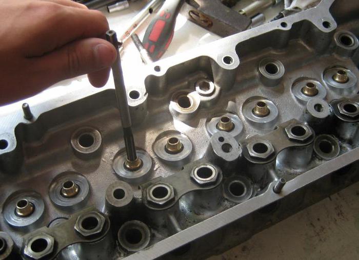 replacing the valve guides VAZ-2106