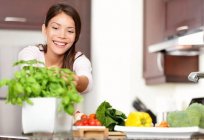 Bir çiğ gıda diyet zayıflama: yararları ve zararları