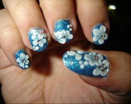 Beautiful design of graft nails