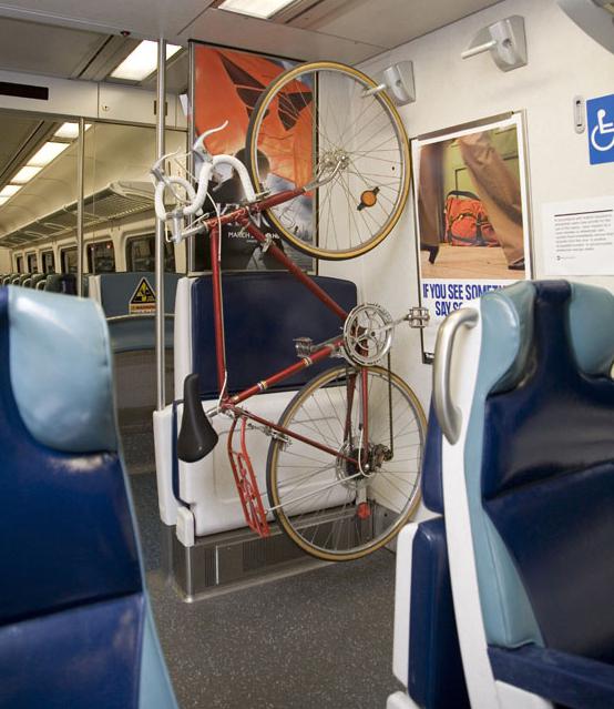 运输的规则的自行车的地铁