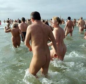 裸体海滩