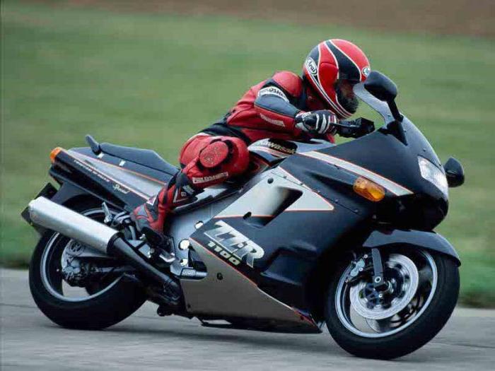 skraber melodisk til Motorcycle Kawasaki ZZR 1100: specifications, reviews
