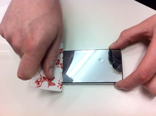 how to stick the protective film on the phone