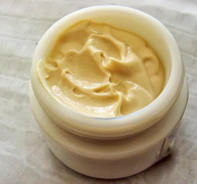 cream with allantoin