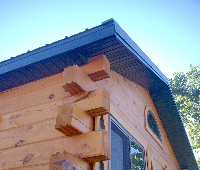 Einstöckiges Haus aus Holz