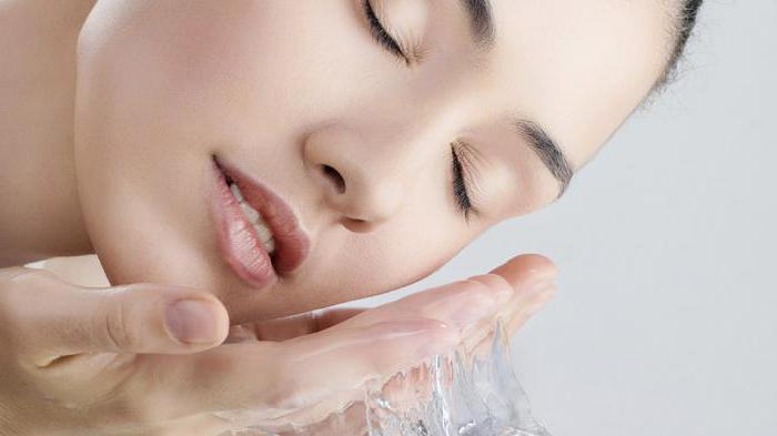 як користуватися мицеллярной водою для шкіри