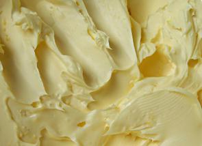 la composición de la mantequilla de ingesta de vitaminas