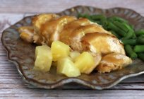 Chicken breast with pineapple and cheese - recipes
