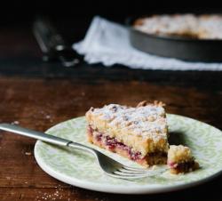 grated cake with jam recipe