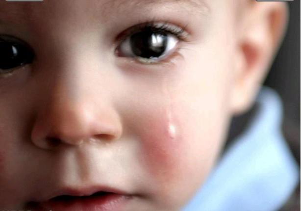 cuando aparecen lágrimas en los recién nacidos