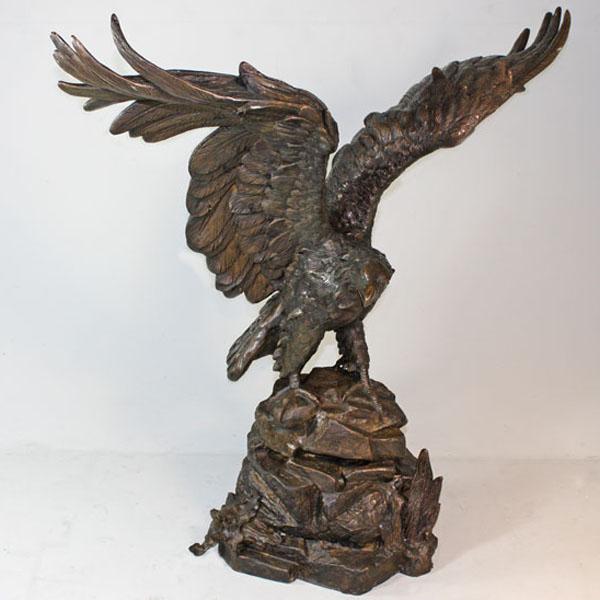 Bronze Vogel kurzinhalt