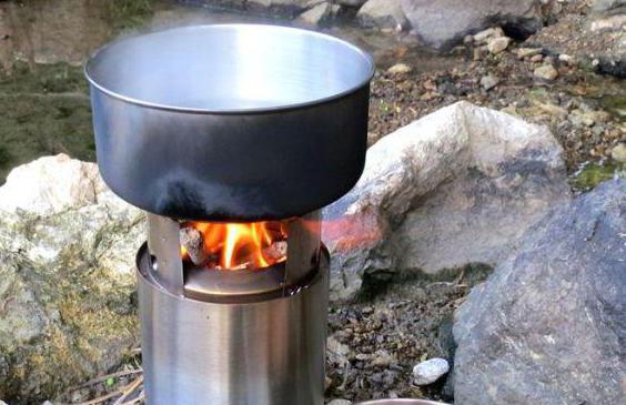 a gas canister to burners