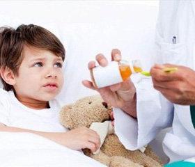 la historia clínica de pielonefritis en niños