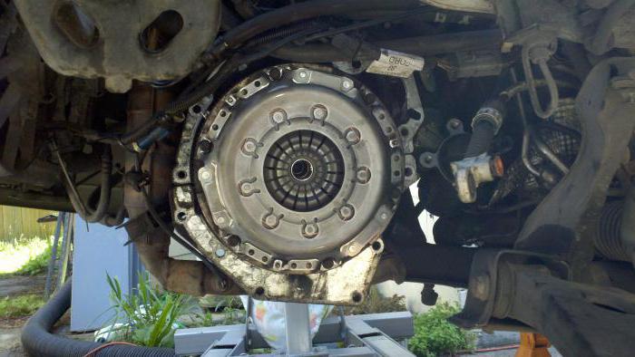 how much to replace clutch Ford focus 2