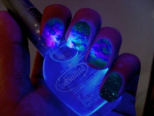 glowing nail Polish