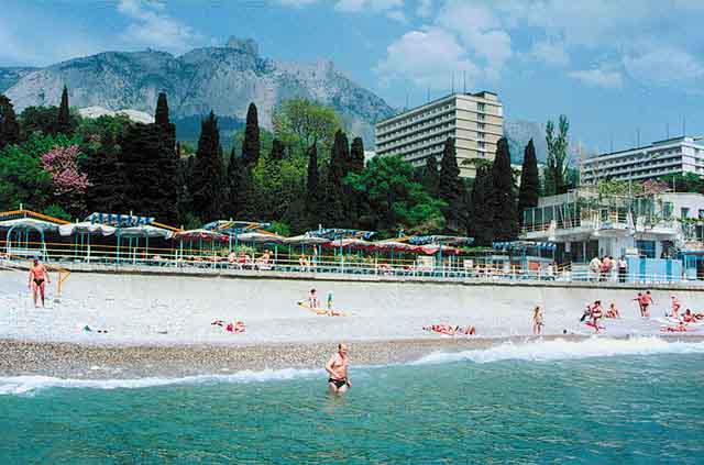vacation in the Crimea in the resort with a pool
