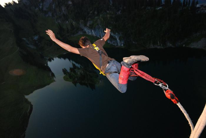 bungee jumping charków