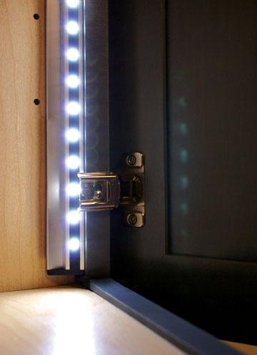 Kunststoff-Profil für LED-Bänder