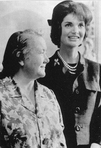 Mulher de Khrushchev e Jacqueline