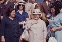 A esposa de Nikita Khrushchev: biografia, história e fatos interessantes