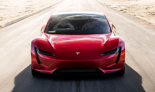 na Zewnątrz "Tesla Roadster"