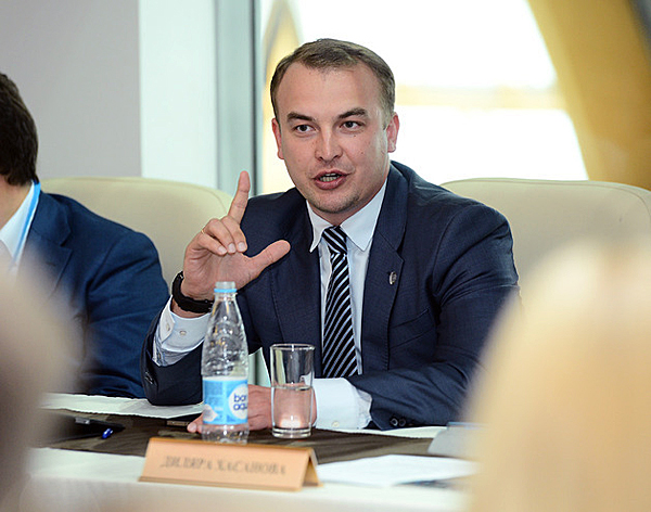 Igor Сивов na reunião