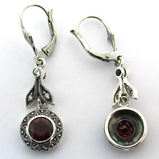 earrings with garnet silver