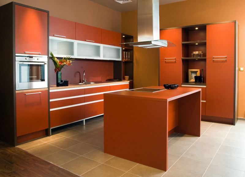 Orange color scheme in the kitchen