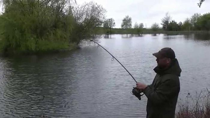 Fishing for carp in the spring on the Volga