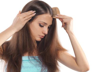Haarausfall. Ursachen und Behandlung