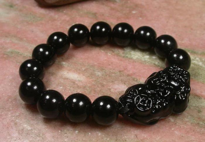 bracelet made of black jade properties