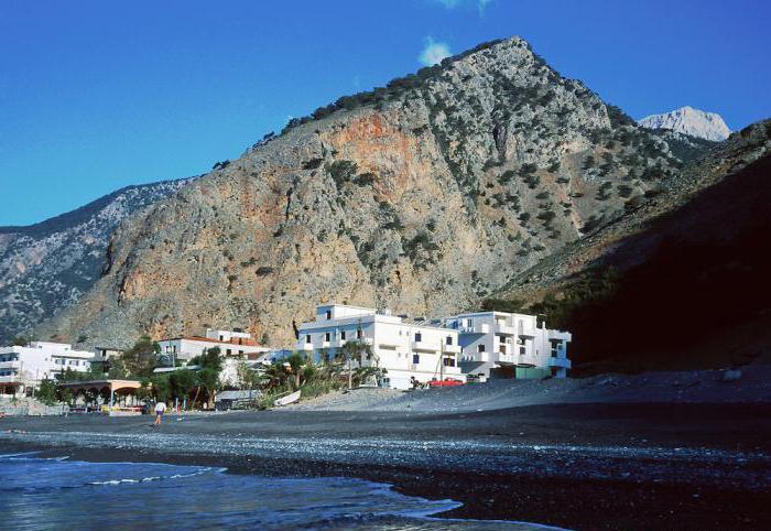 海のクレタ島