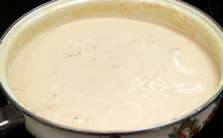 how to make Bechamel sauce for lasagne