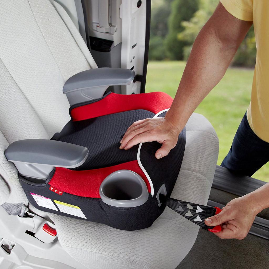 Installation of the booster with Isofix