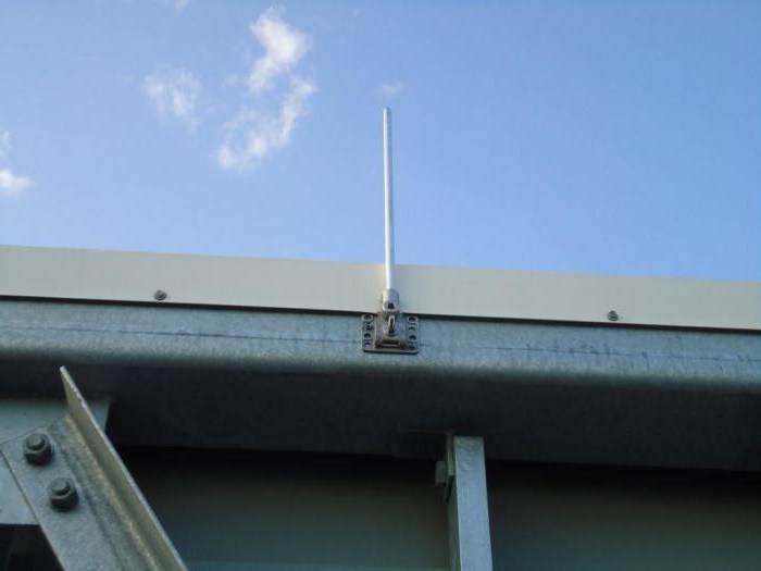 instalación de protección contra descargas atmosféricas de los edificios