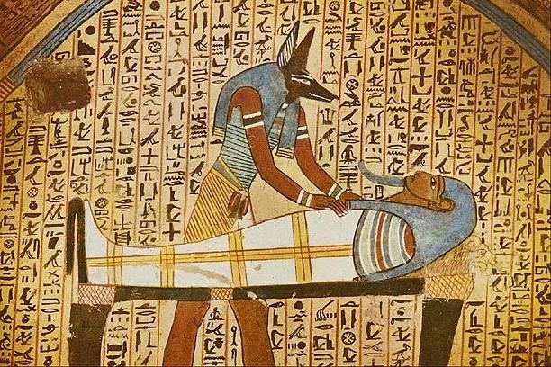 la momia del faraón egipcio