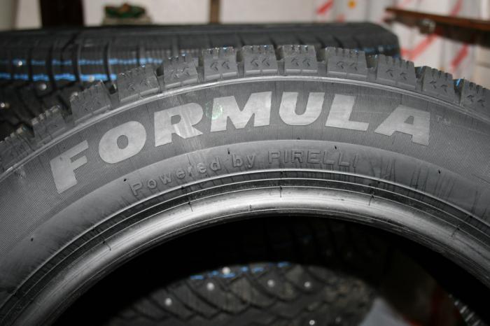 सर्दियों टायर Pirelli सूत्र बर्फ समीक्षा