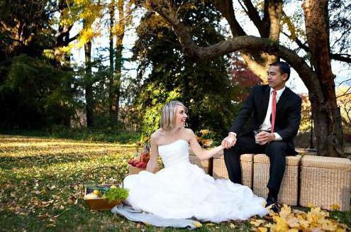 दिलचस्प विचारों के लिए शादी के फोटो शूट में शरद ऋतु