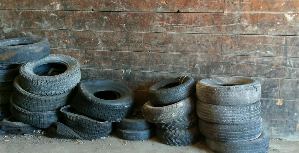 What to make out of old tires