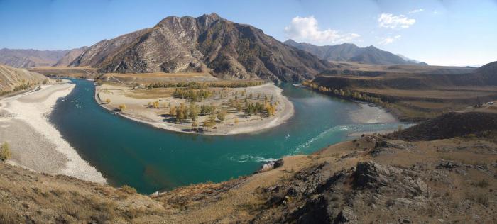 Fluss sandig Altay