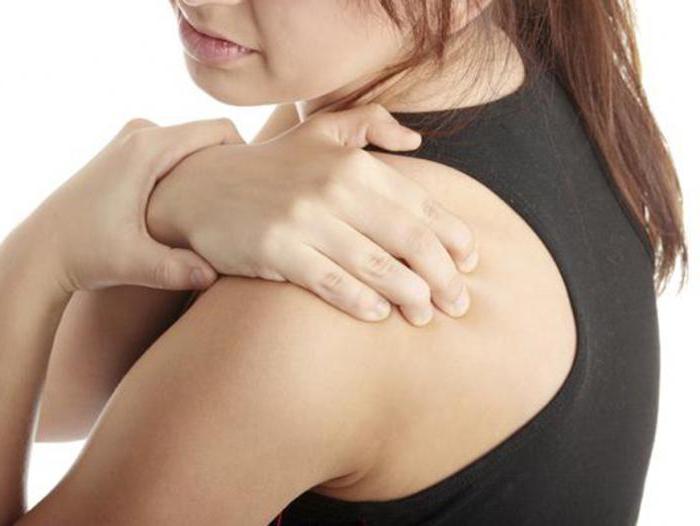tedavi edici egzersizler sırasında артрозе omuz eklemi