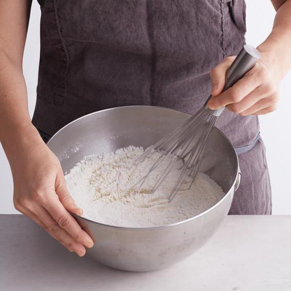 how to sift flour without a sieve against insects