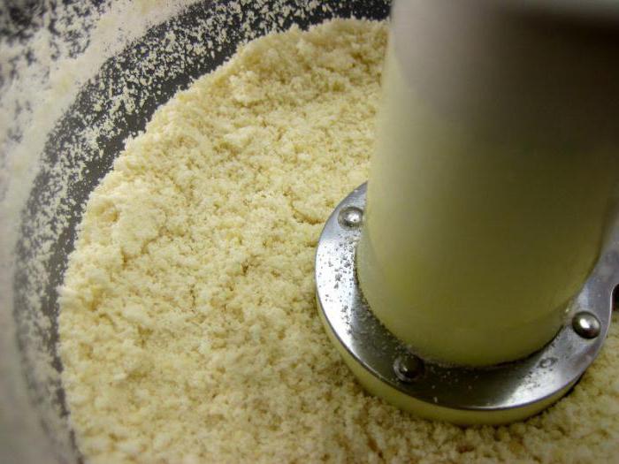 how to sift flour without a sieve photo