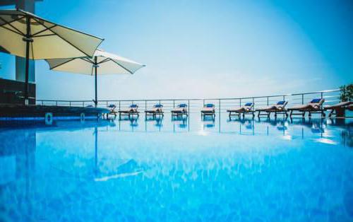 hotéis em sochi, com piscina de água salgada e aquecida durante o inverno