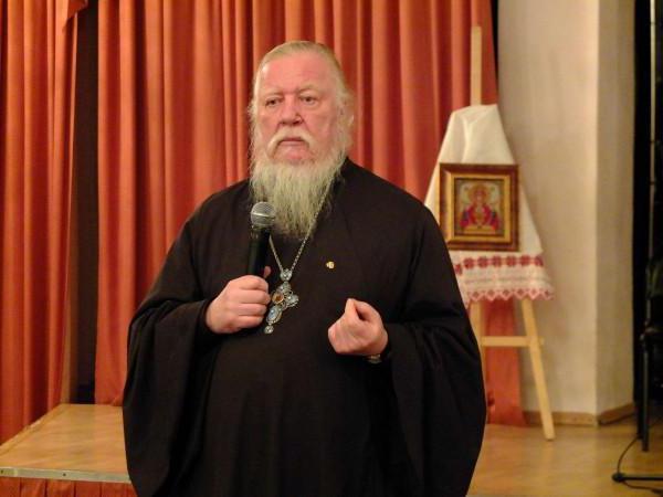 Erzpriester Dmitry Smirnov Foto