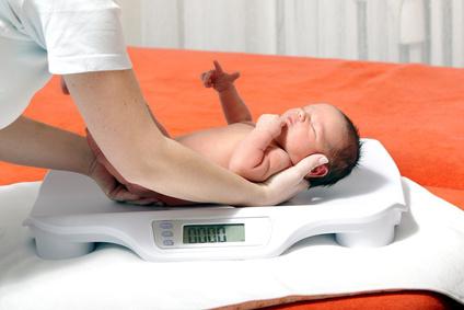 Weight gain in newborns by month