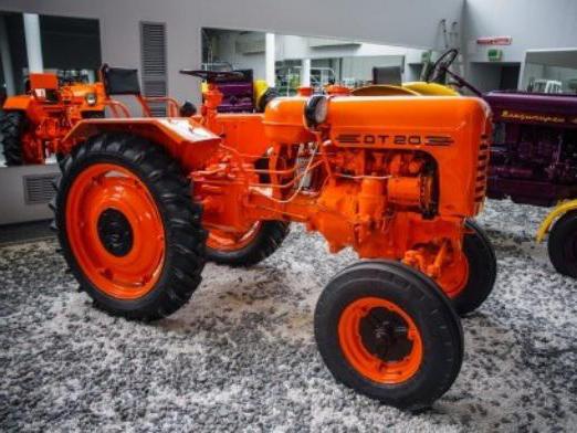 tractor dt 20