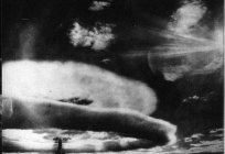 القنبلة الهيدروجينية RDS-37: خصائص التاريخ